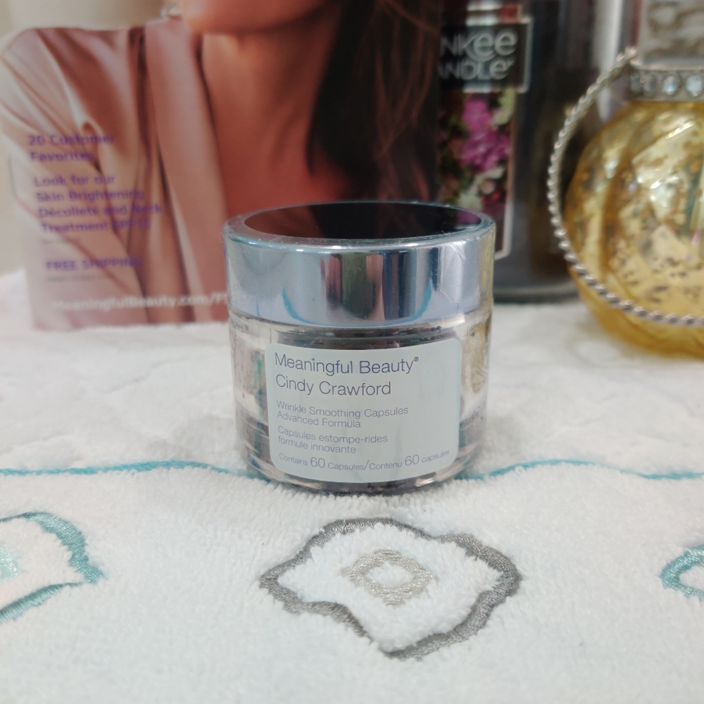 Meaningful Beauty Wrinkle Smoothing Capsules